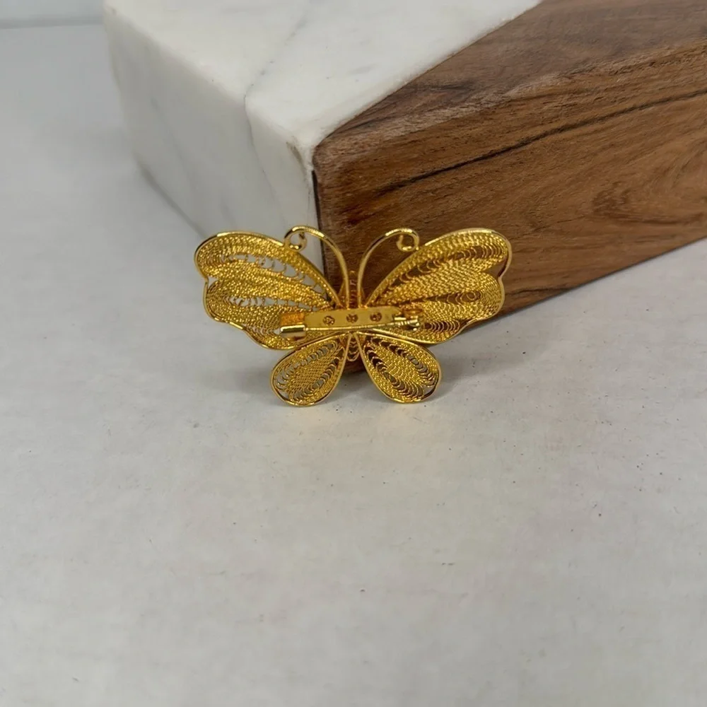 Vintage 1940s Gold Butterfly with Pearl Detailing Brooch Lot B11